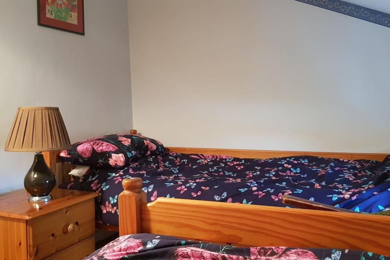 Cosy Townhouse On The Hill In Ireland Villa Banagher Luaran gambar